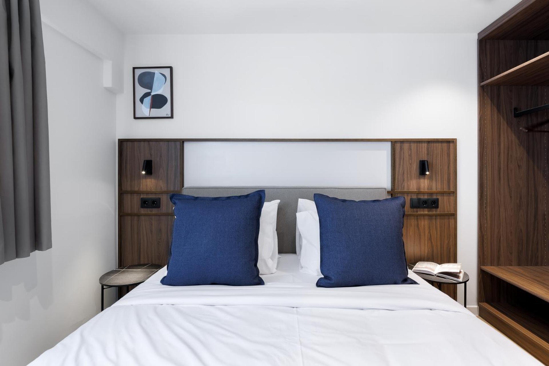 More By Zoia Living Athena Bagian luar foto