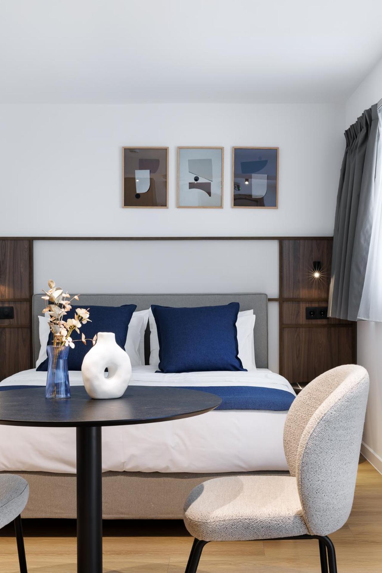 More By Zoia Living Athena Bagian luar foto